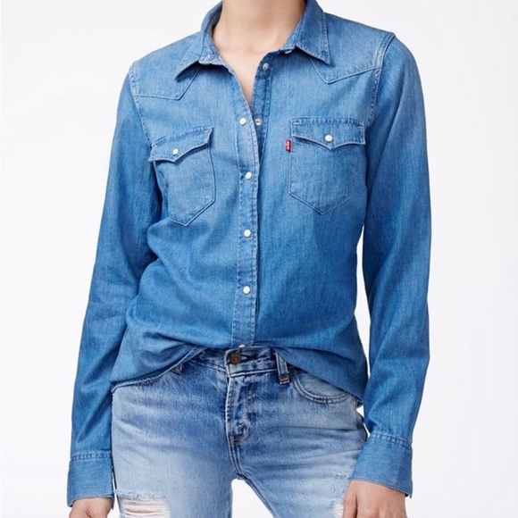 Levi’s Western Denim Shirt - Picture 2 of 9